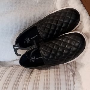 New Ladies Shoes Slip-On